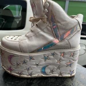 YRU PLATFORM SKY, and space Chrome SHOES